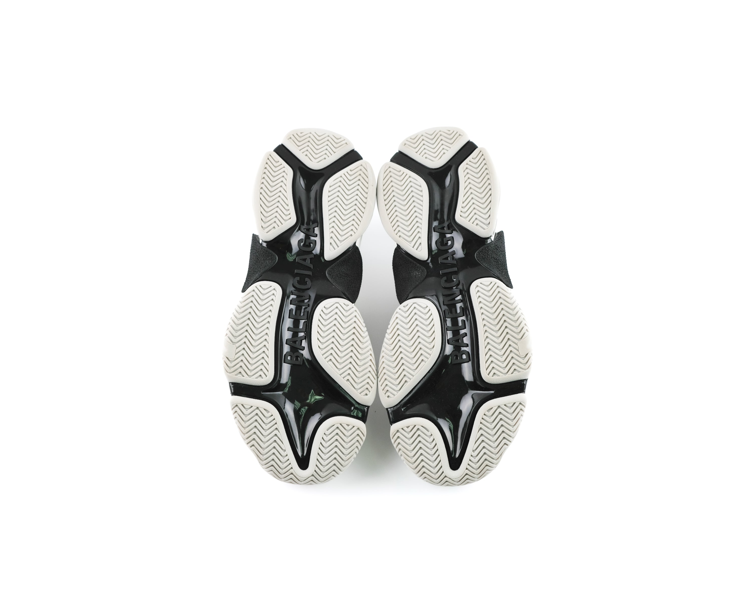 Balenciaga x Adidas Triple S Panelled Sneakers – n| pose