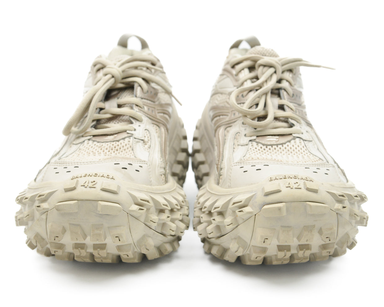 Bouncer / Defender Sneaker – n| pose