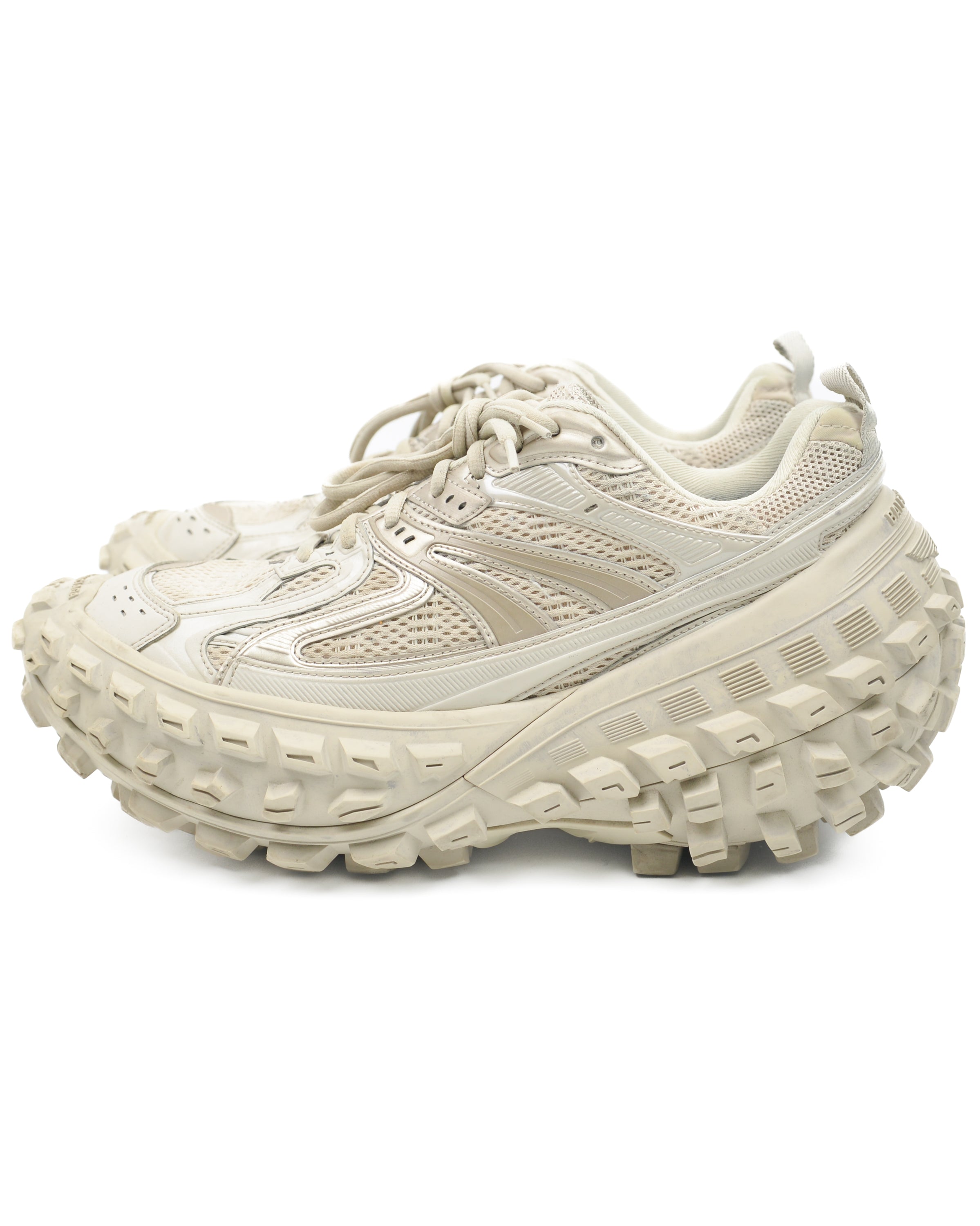 Bouncer / Defender Sneaker – n| pose