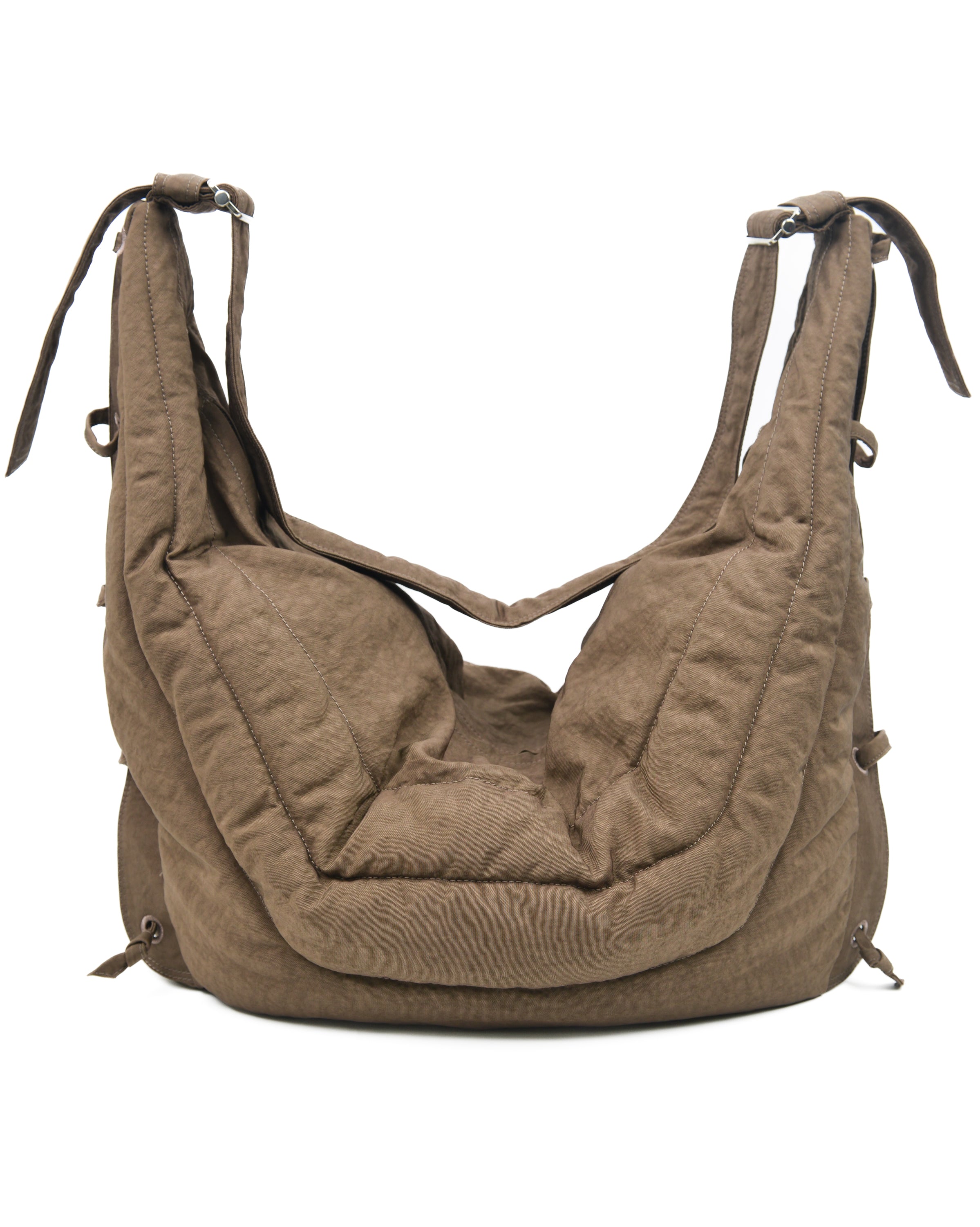 バッグ LEMAIRE large soft game bag LEMAIRE Large Soft Game Bag Dark Chocolate | HAVEN