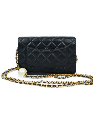 Wallet On Chain With Pearls