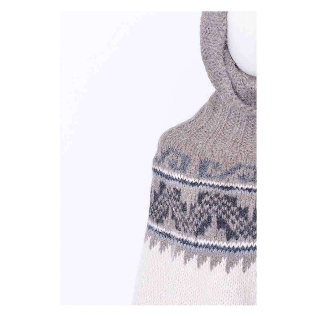 Turtle Neck Jacquard Knitted Cape