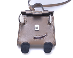 Charm Kelly doll Hermès Beige Leather ref.648729 - Joli Closet